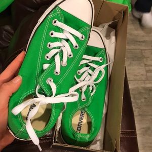 GREEN LOW TOP CONVERSE